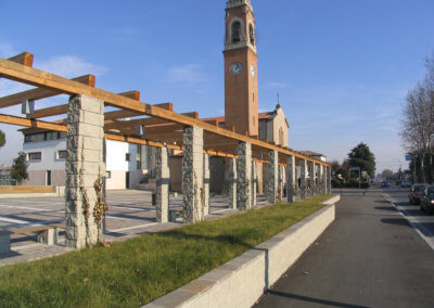 PIAZZA PUBBLICA